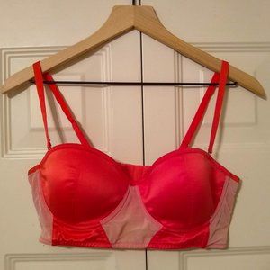 Kardashian Kollection Convertible Strapless Bra